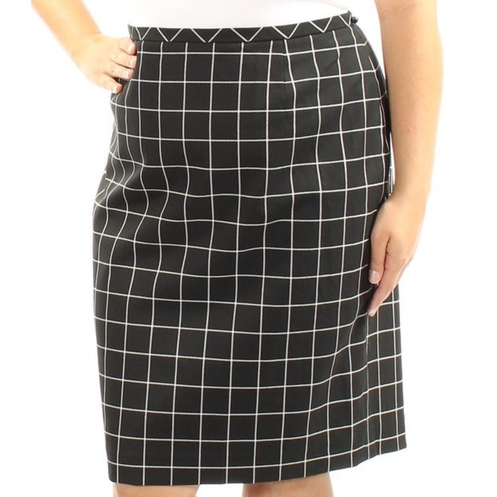 🎆 Tommy Hilfiger Black Plaid Formal Skirt